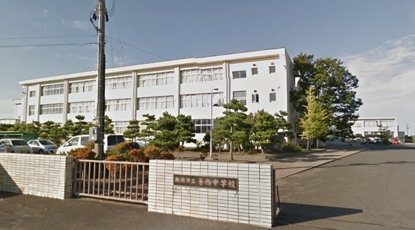 新潟市西蒲区仁箇の中古一戸建て(新潟市立巻西中学校)