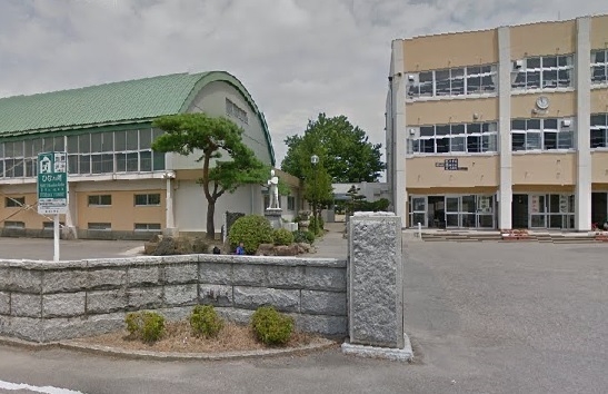新潟市西蒲区仁箇の中古一戸建て(新潟市立巻北小学校)