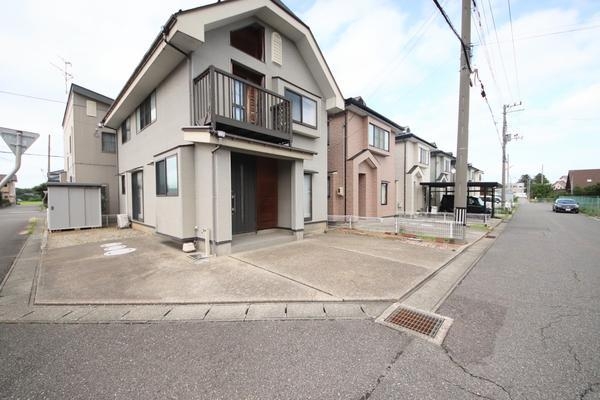 新潟市西蒲区仁箇の中古一戸建て