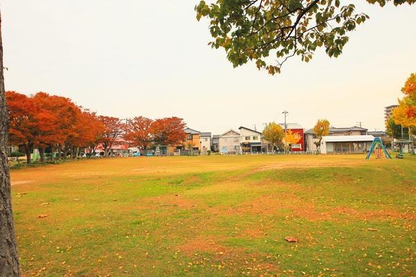 西区小針1丁目　B棟　新築戸建(平島公園)