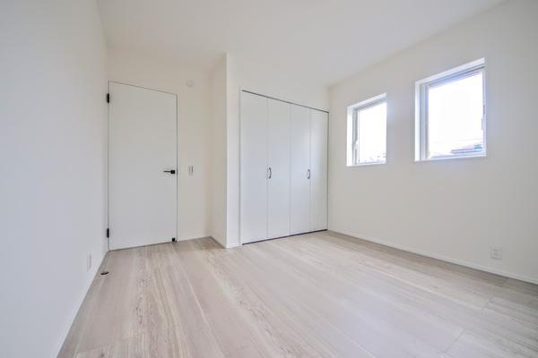 西区小針1丁目　A棟　新築戸建