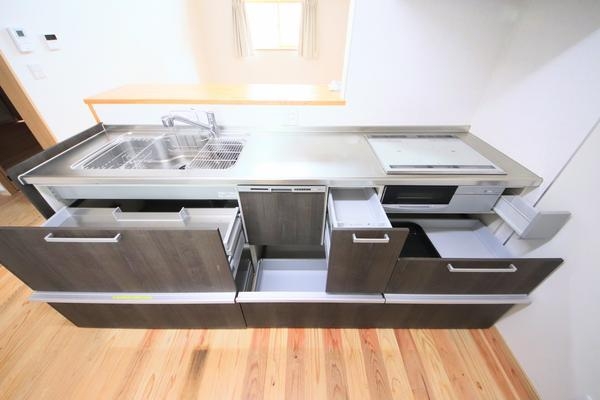 新潟市西区西小針台３丁目の中古一戸建て