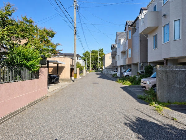 新潟市西区五十嵐東３丁目の中古一戸建て