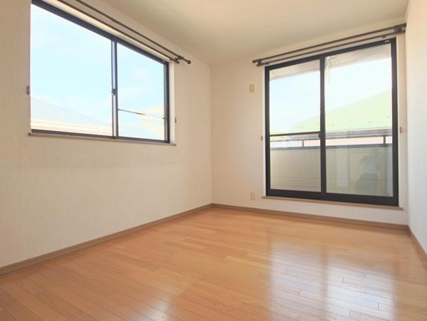 新潟市中央区旭町通２番町の中古一戸建て