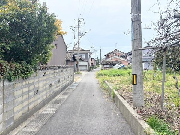 新潟市北区三軒屋町の土地