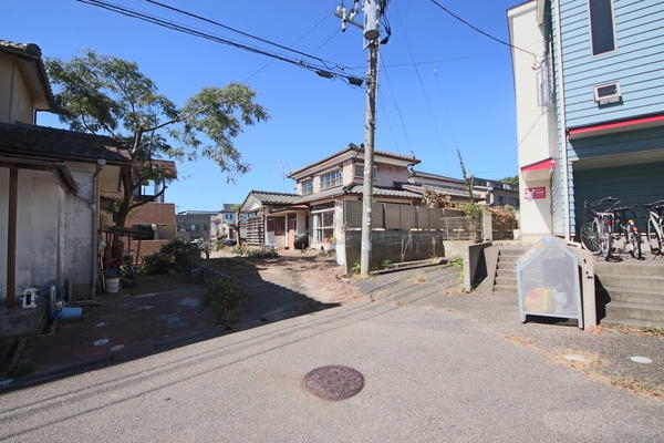 新潟市西区大学南２丁目の中古一戸建て