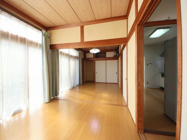 新潟市西区五十嵐３の町西の中古一戸建て