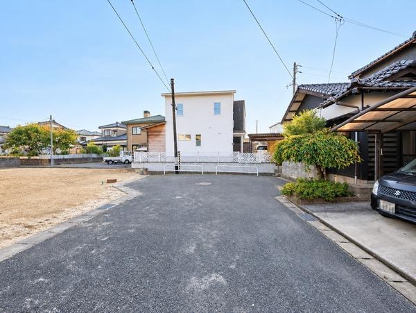 新潟市江南区荻曽根２丁目の土地