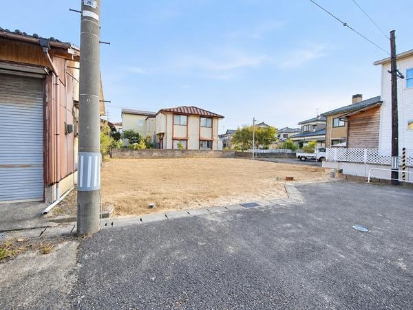 新潟市江南区荻曽根２丁目の土地