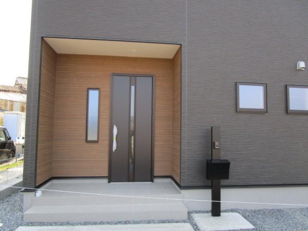 岩国市旭町３丁目の新築一戸建