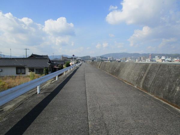 岩国市旭町３丁目の土地