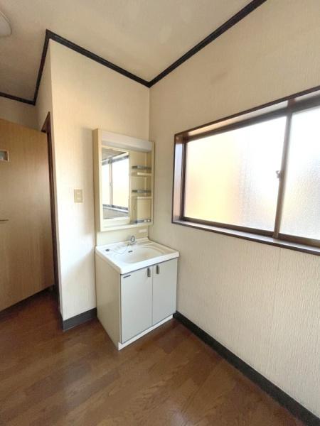草加市新里町の中古一戸建て