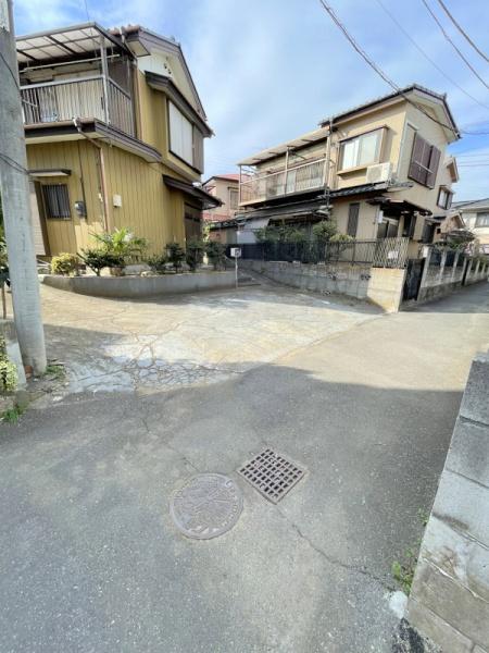 草加市新里町の中古一戸建て