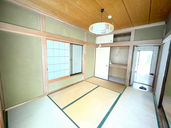草加市新里　戸建