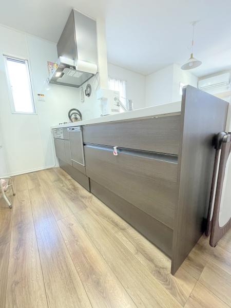 三郷市新和4丁目　戸建