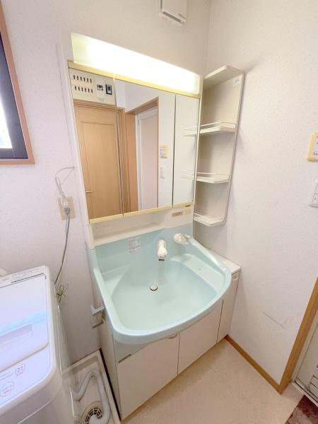 三郷市戸ケ崎４丁目の中古一戸建て