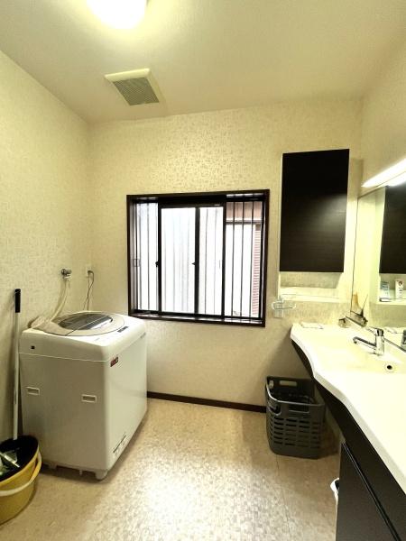 吉川市中曽根１丁目の中古一戸建て