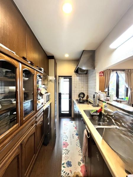 吉川市中曽根１丁目の中古一戸建て