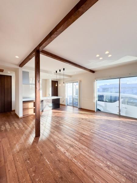 白岡市西7丁目　戸建