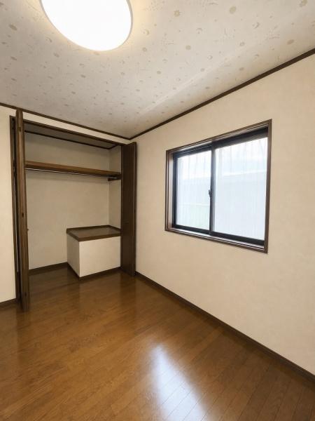 吉川市中曽根２丁目の中古一戸建て