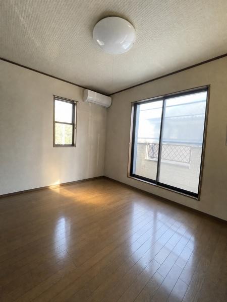 吉川市中曽根２丁目の中古一戸建て