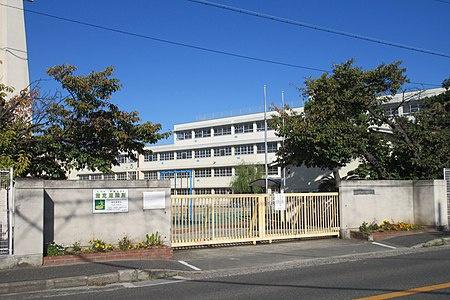 エステム堺萩原天神(堺市立日置荘小学校)