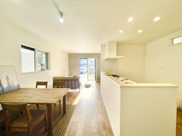 松原市柴垣１丁目の新築一戸建