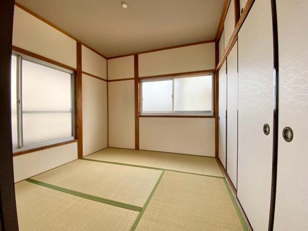 松原市松ケ丘２丁目の中古一戸建て