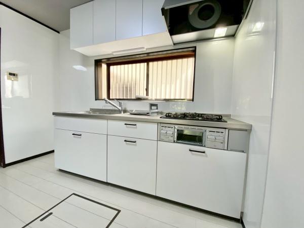 松原市松ケ丘２丁目の中古一戸建