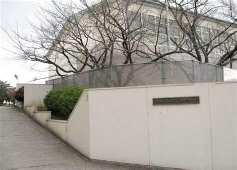 堺市南区晴美台3丁の新築一戸建(堺市立晴美台中学校)
