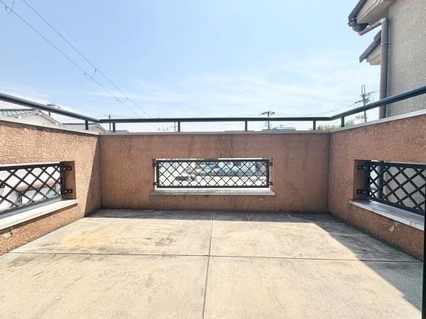 堺市西区浜寺諏訪森町西１丁の中古一戸建て