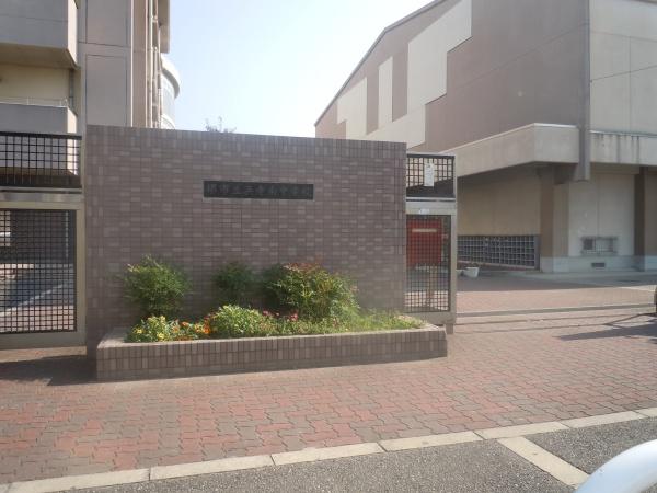 堺市西区浜寺諏訪森町東2丁の中古一戸建て(堺市立浜寺南中学校)