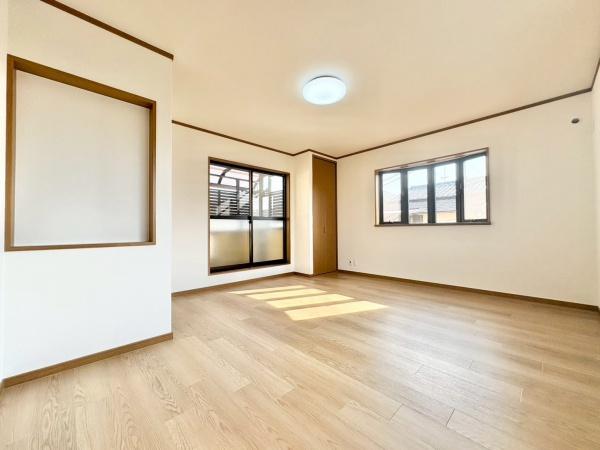 堺市西区浜寺諏訪森町東２丁の中古一戸建て