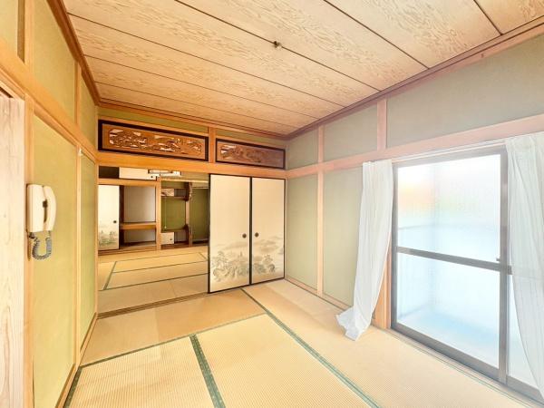 堺市西区草部の中古一戸建て(寝室)