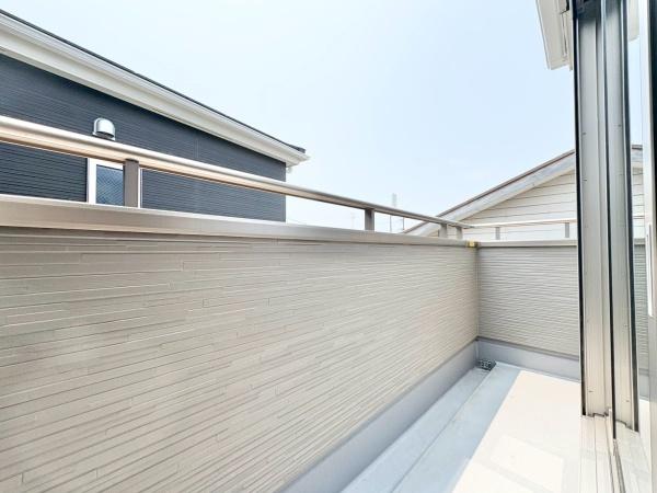 堺市西区平岡町の新築一戸建