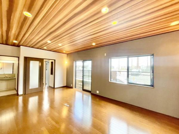 堺市西区浜寺船尾町西１丁の中古一戸建て