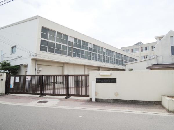 フェルティ・メイツ泉ヶ丘1番館(堺市立久世小学校)