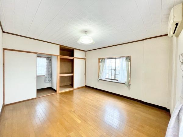 堺市西区上の中古一戸建て