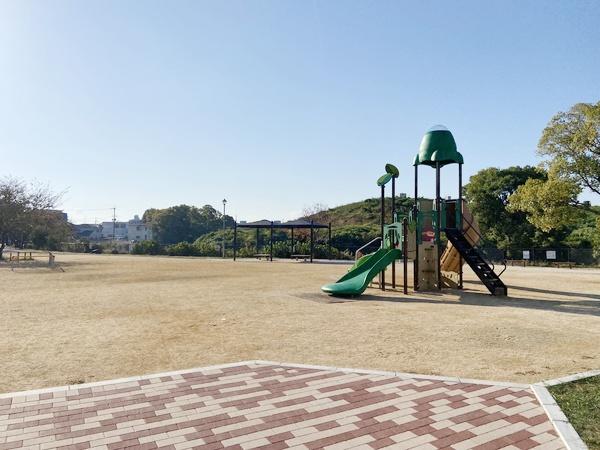 アステルコート上野芝(いたすけ公園)