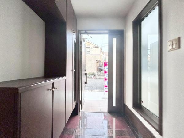 堺市堺区山本町5丁の中古一戸建て(玄関)