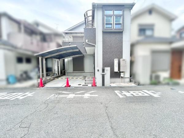 松原市天美南1丁目の中古一戸建て(前面道路含む現地写真)