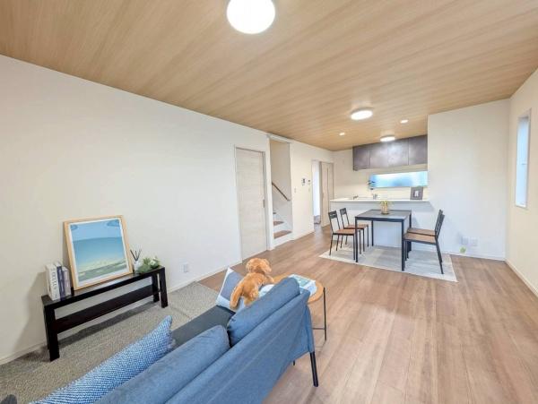 堺市北区野遠町の新築一戸建(リビング)