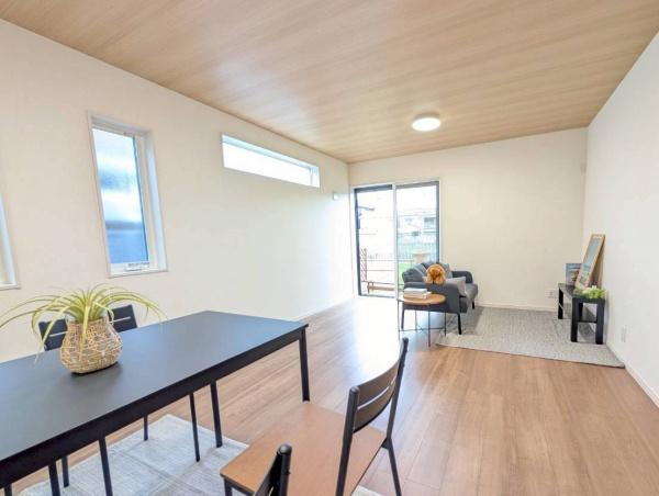 堺市北区野遠町の新築一戸建(リビング)