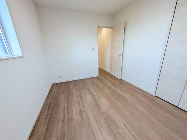 堺市北区野遠町の新築一戸建(洋室)