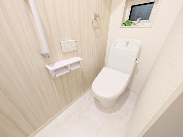 堺市北区野遠町の新築一戸建(トイレ)