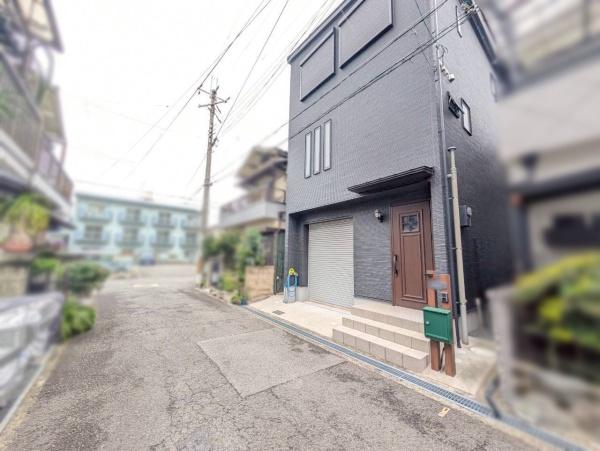 松原市三宅中3丁目の中古一戸建て(前面道路含む現地写真)