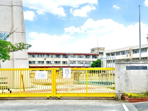 堺市東区日置荘西町1丁の新築一戸建(堺市立日置荘小学校)