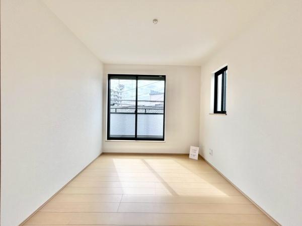 堺市東区日置荘西町1丁の新築一戸建(洋室)