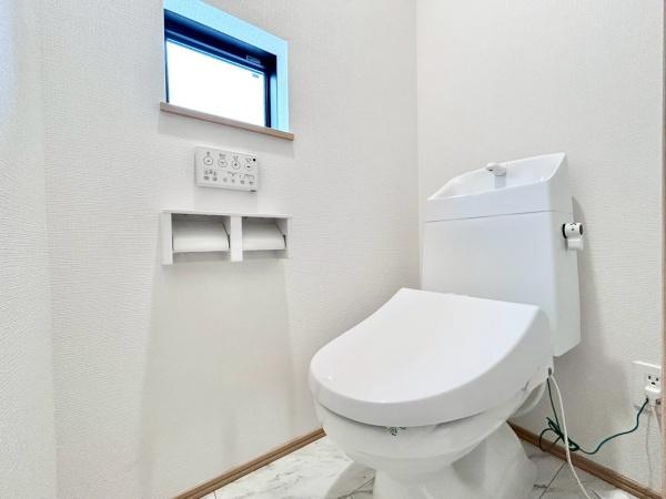 堺市東区日置荘西町1丁の新築一戸建(トイレ)