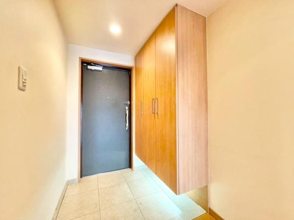 ソフィア泉ヶ丘パークヴェール(玄関)